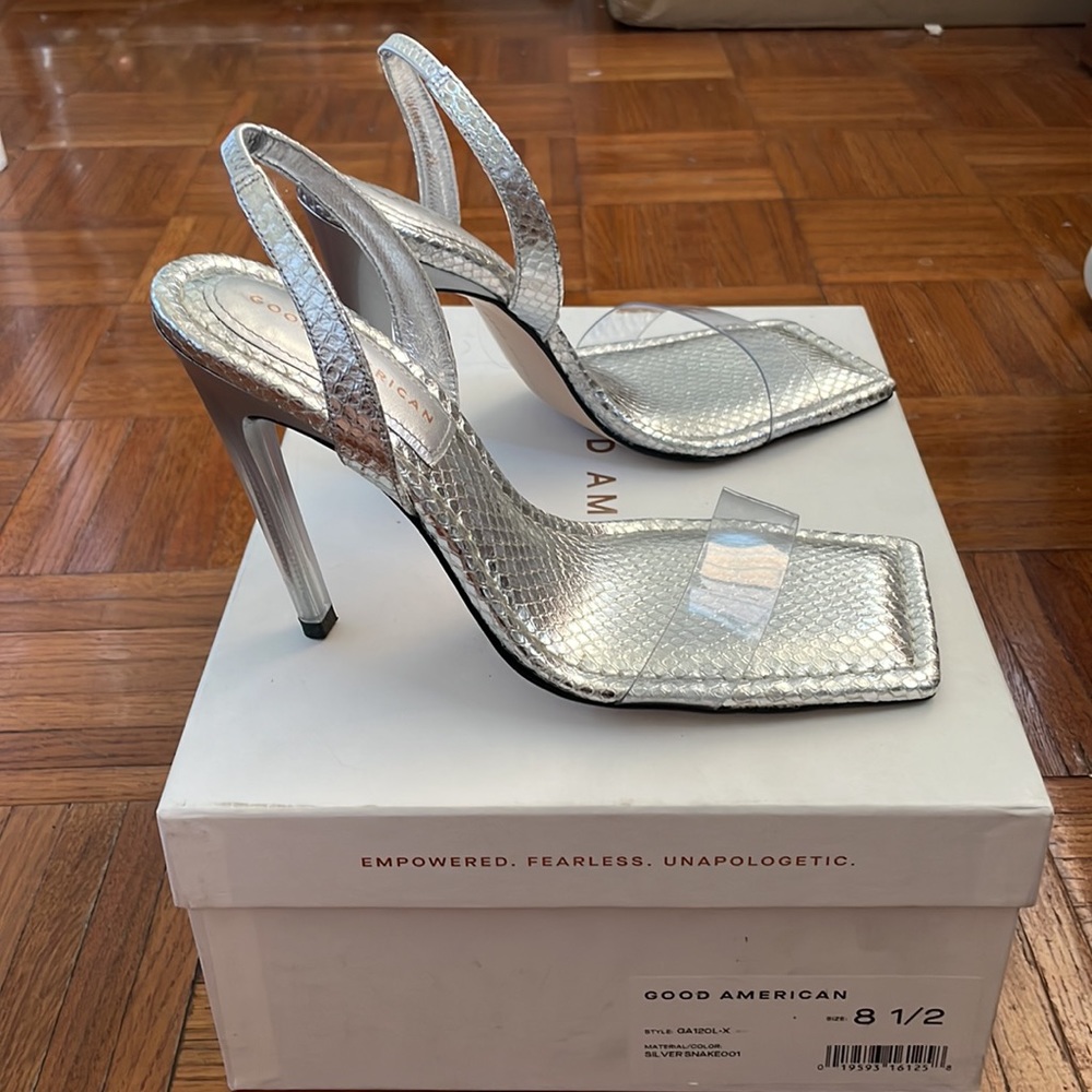 Good American Lucite Silver Sandal - 8.5 - Picture 3 of 6